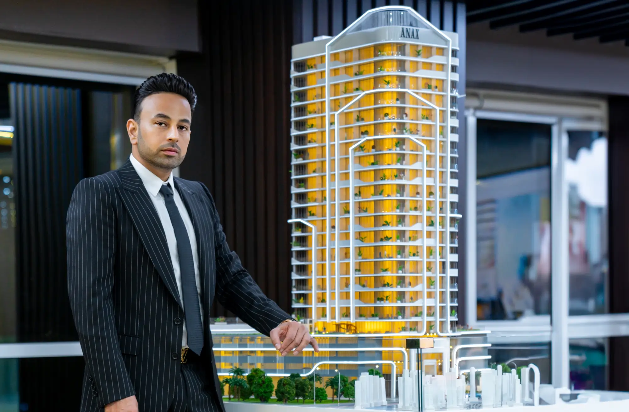 Sathish Sanpal-Introduction of Dubai Real Estate Tycoon